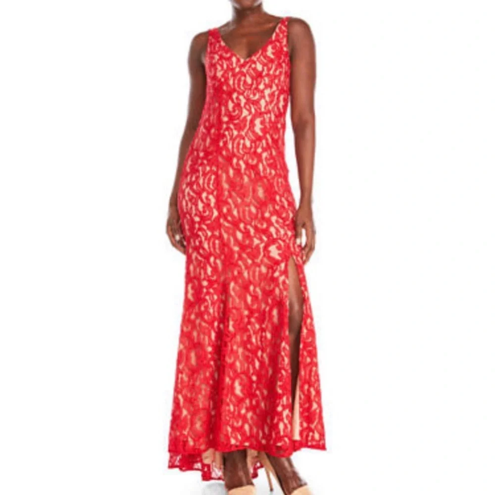 BCBG Lace V-neck Gown - Picture 3 of 6